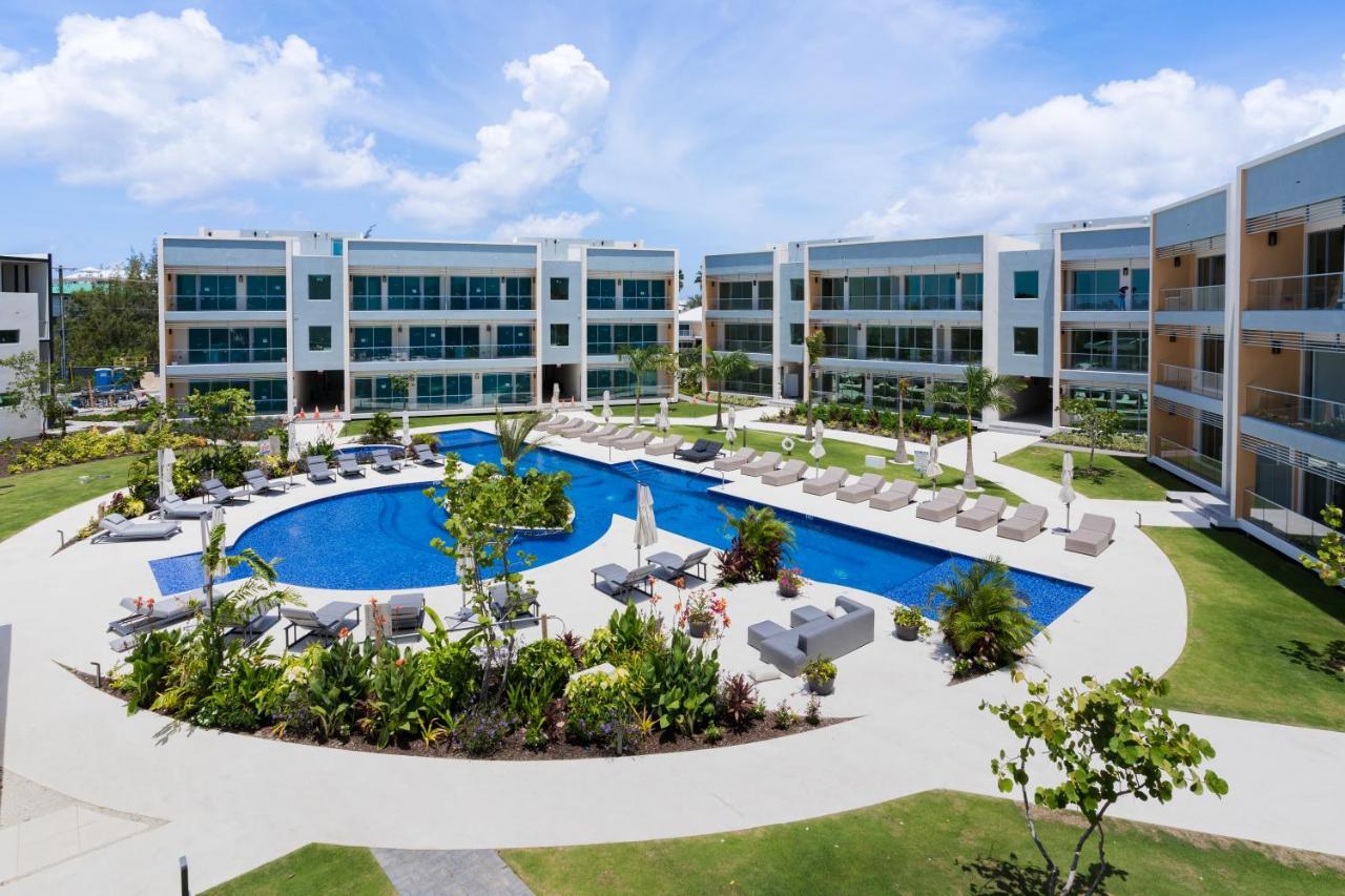 One Canal Point George Town Bagian luar foto